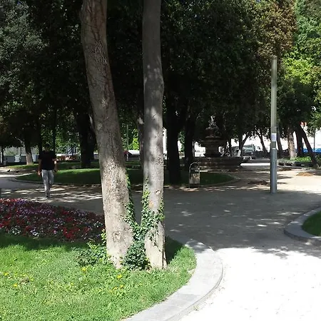 아파트 스위트 셀레브레이션 *